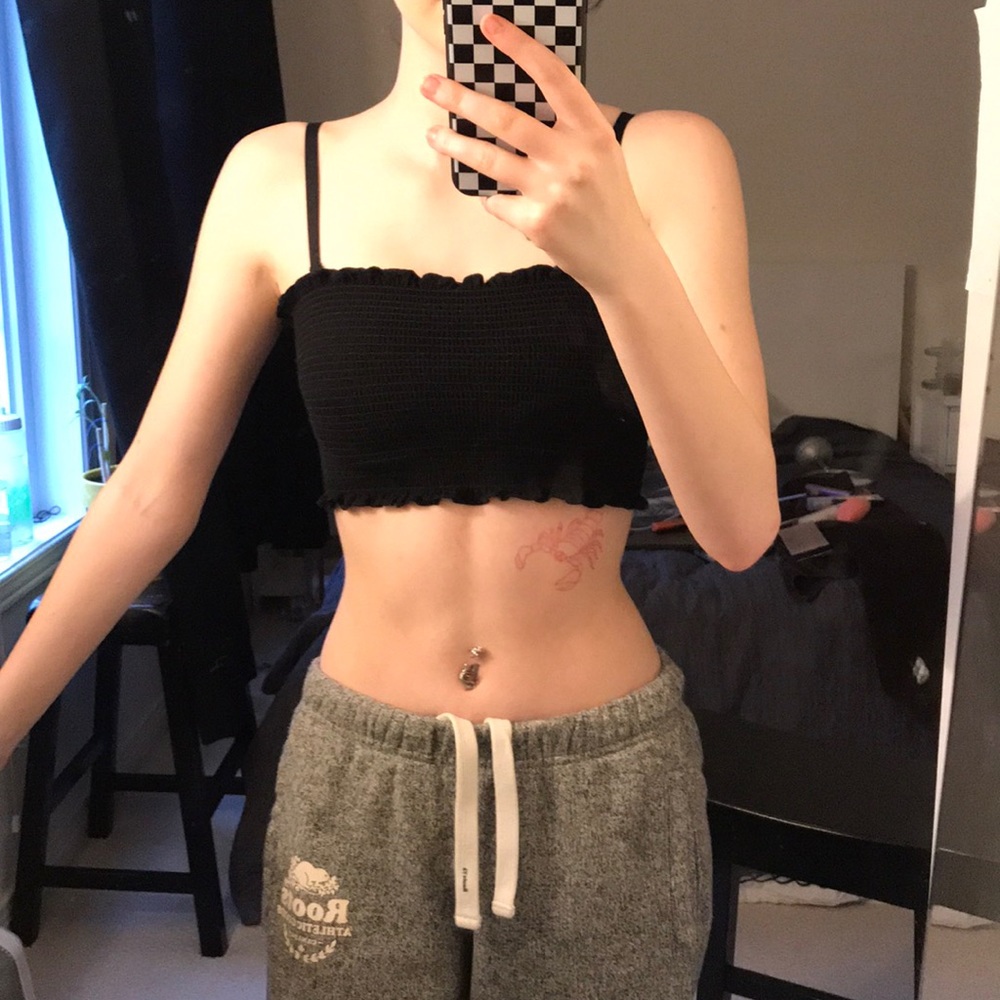 👾Stretchy black tube top